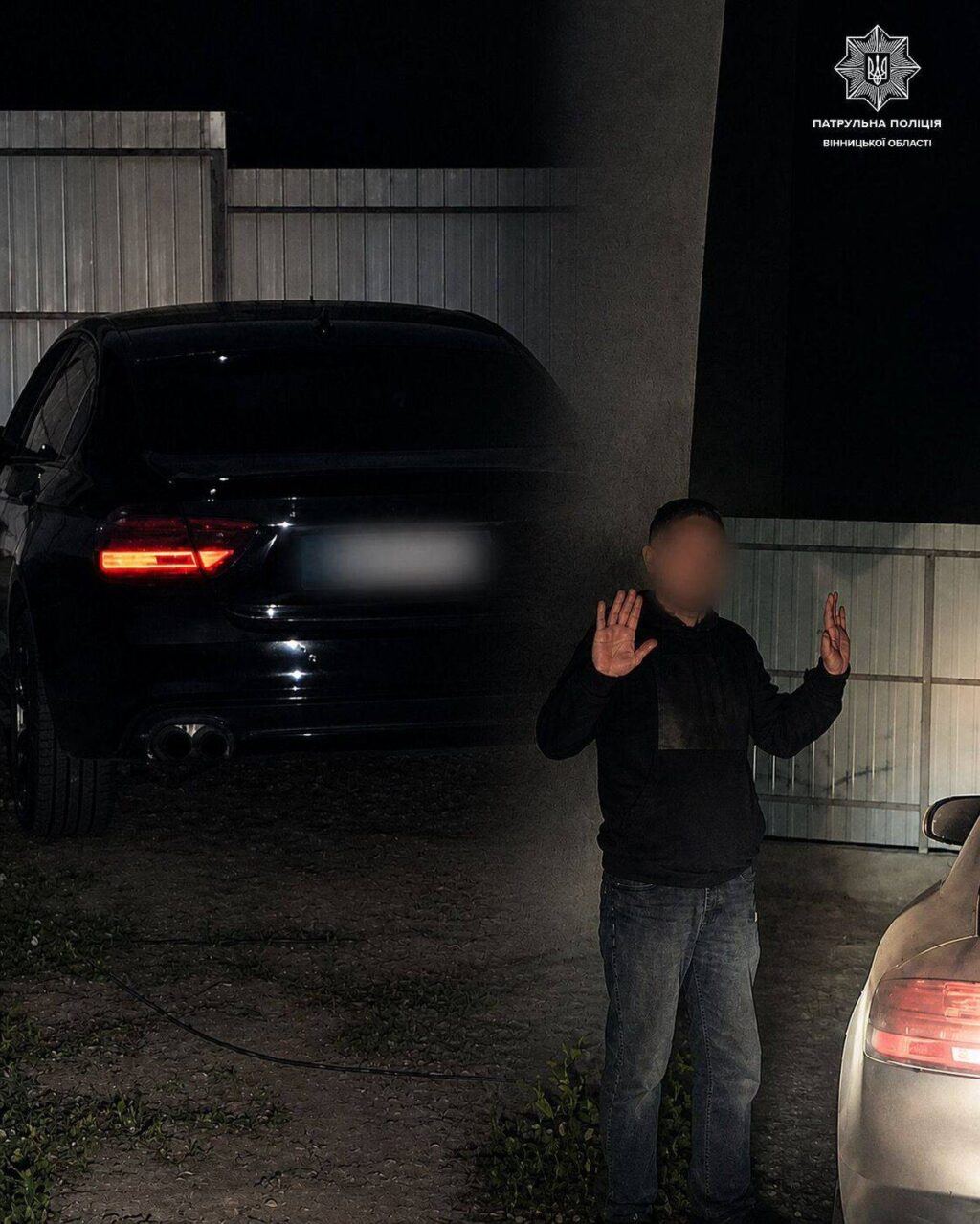 Нічна погоня: у Вінниці патрульні зі стріляниною наздогнали водія Audi