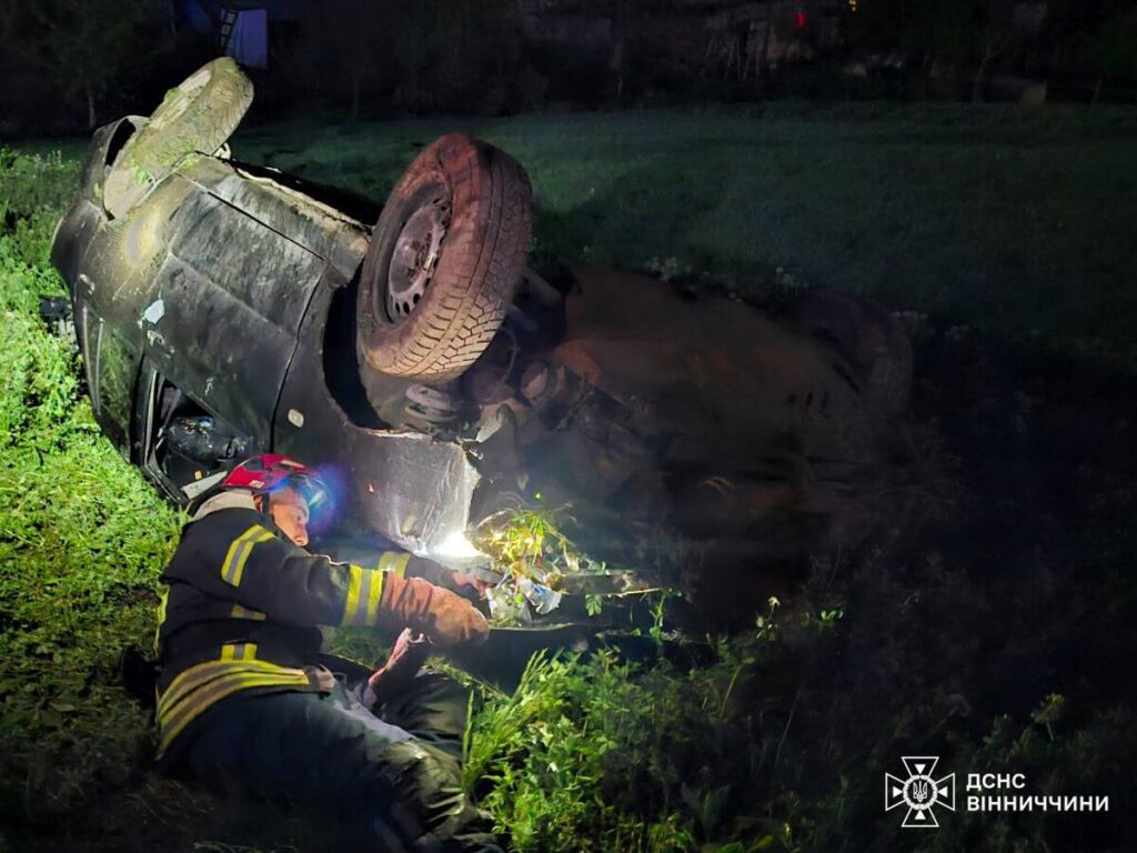Рятувальники допомогли ліквідувати наслідки ДТП, у яких постраждали люди