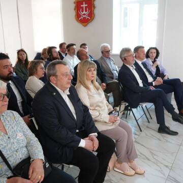 701676212_1320565713550326_1920418466550672556_n У Вінниці мери Карлсруе та Нансі ознайомилися з роботою ветеранського простору «Побратим»