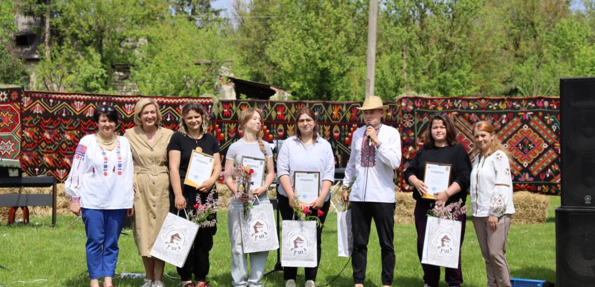 Магія, що єднає покоління: у Буші відбувся мистецький проєкт «Магічна глина»