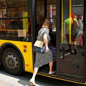 Ціни на проїзд в Україні: де пасажири платять найбільше за поїздку у транспорті