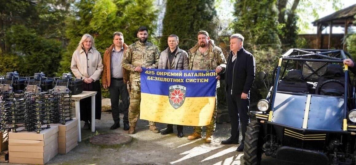 Міжрегіональний координаційний гуманітарний штаб передав захисникам багі та дрони