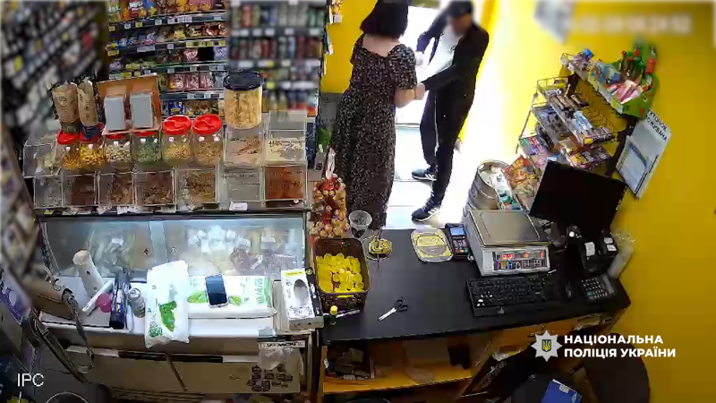 У Вінниці затримали 41-річного грабіжника, який напав на продавчиню магазину