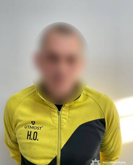 На Вінниччині чоловіку повідомили про підозру у зґвалтуванні неповнолітньої доньки
