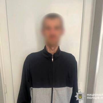Піймали на місці злочину: у Вінниці чоловік намагався обікрасти офіс