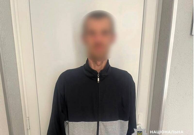 Піймали на місці злочину: у Вінниці чоловік намагався обікрасти офіс