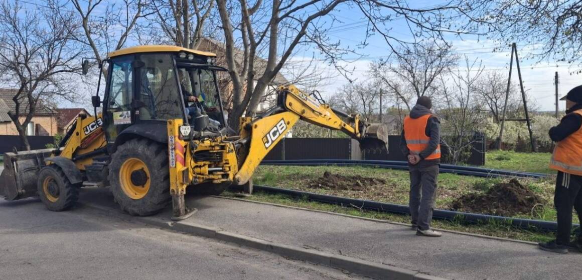 У Вінниці модернізують водогін на вулиці Замковій для стабільного водопостачання