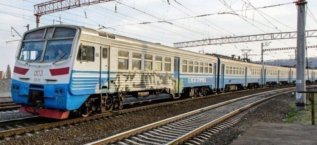 Увага! Зміни у графіку електричок через Козятин у травні