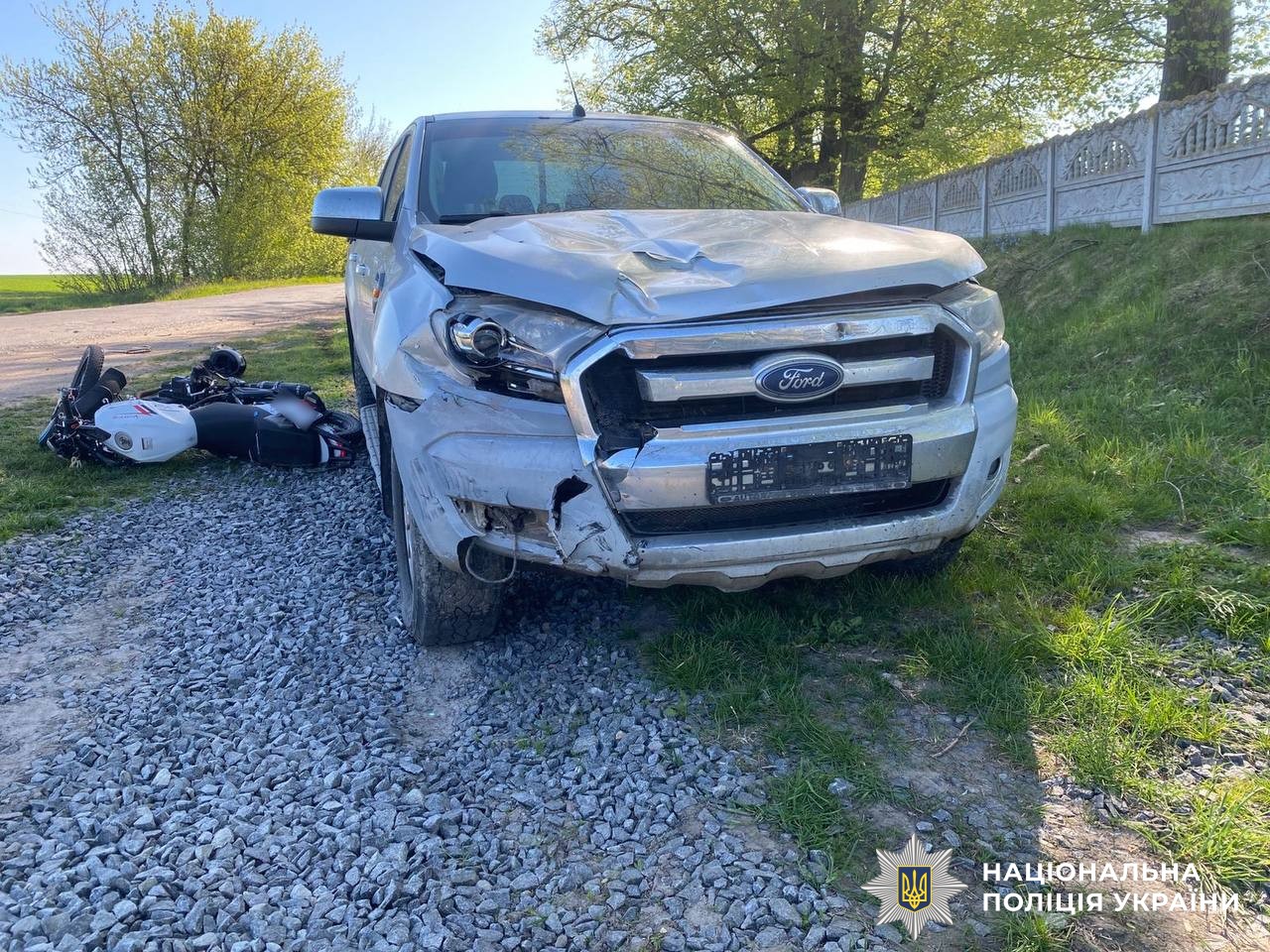 Аварії з мотоциклістами у Вінниці та районі: троє людей у лікарні, серед них — підліток