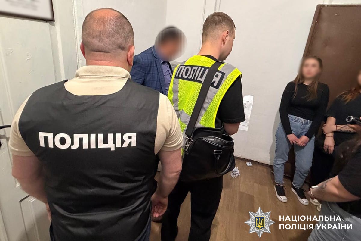 На Вінниччині посадовця селищної ради затримали на хабарі