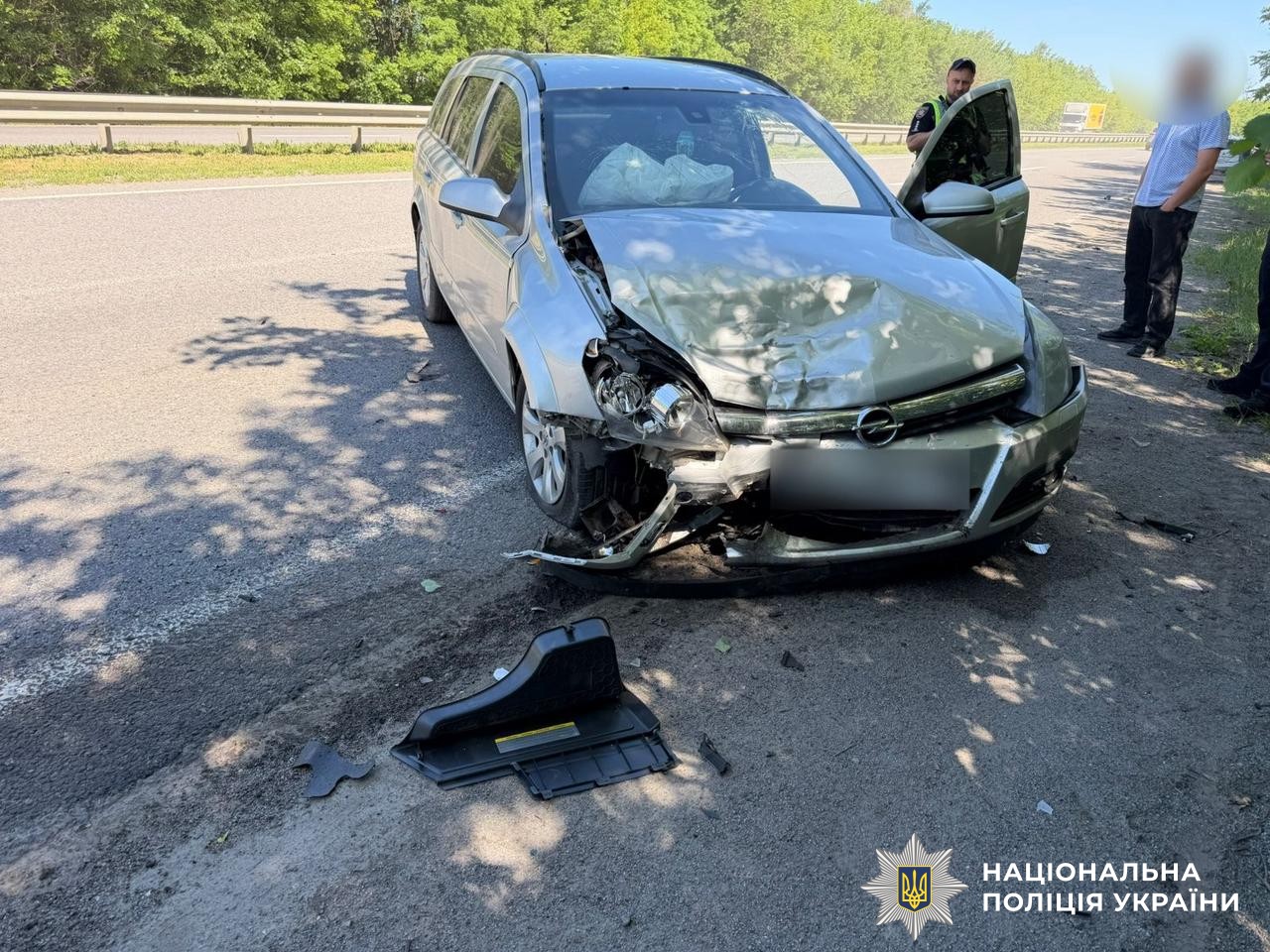 Потерпілі у лікарні, машини на арештмайданчику: поліція розслідує ранкову ДТП під Вінницею