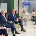 Мери Карлсруе та Нансі обговорили з молоддю Вінниці майбутнє демократичного суспільства