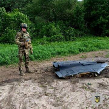 Після нічної атаки вибухотехніки Вінниччини вилучили уламки двох ракет Х-101 та ворожого дрона