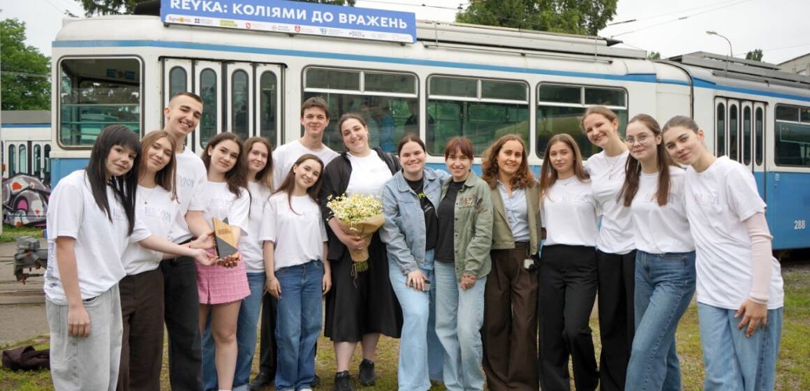 5296271752528861757 У вінницькому трамваї №6 з’явився аудіогід: проєкт створили місцеві школярі