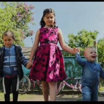 5303138168284585322 9-річна Марія з Вінниччини врятувала з пожежі двох маленьких братиків і отримала нагороду від МВС