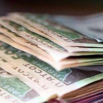 Долар та євро знову дорожчають: НБУ встановив офіційний курс валют на 26 червня