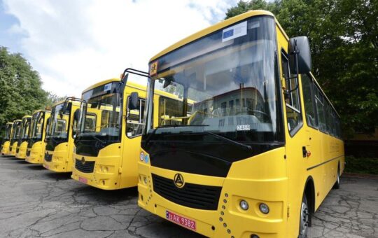 Громади Вінниччини отримали ще 6 інклюзивних шкільних автобусів