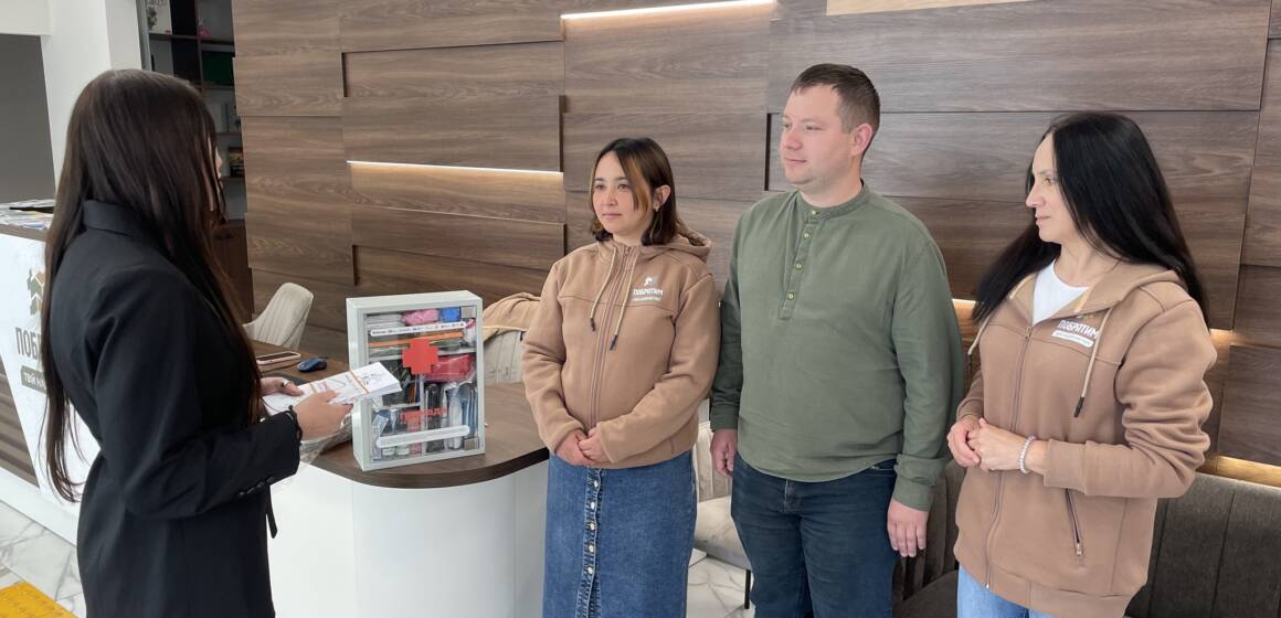 У Вінниці встановлюють публічні аптечки у громадських місцях