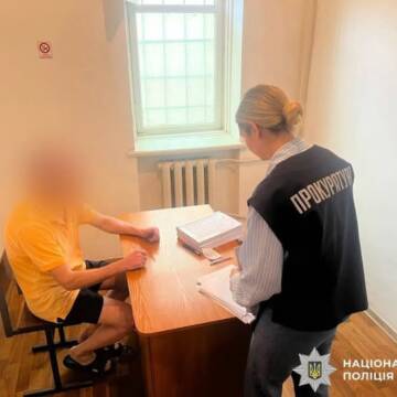 14-річна дівчинка завагітніла після зґвалтування 45-річним вітчимом