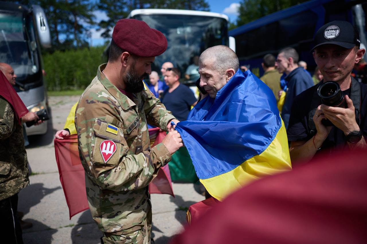 Під час 76-го обміну з полону повернулися троє захисників із Вінниччини