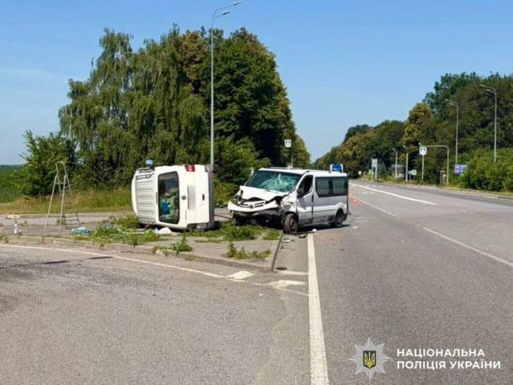 На Вінниччині за вихідні сталися три ДТП: є травмовані