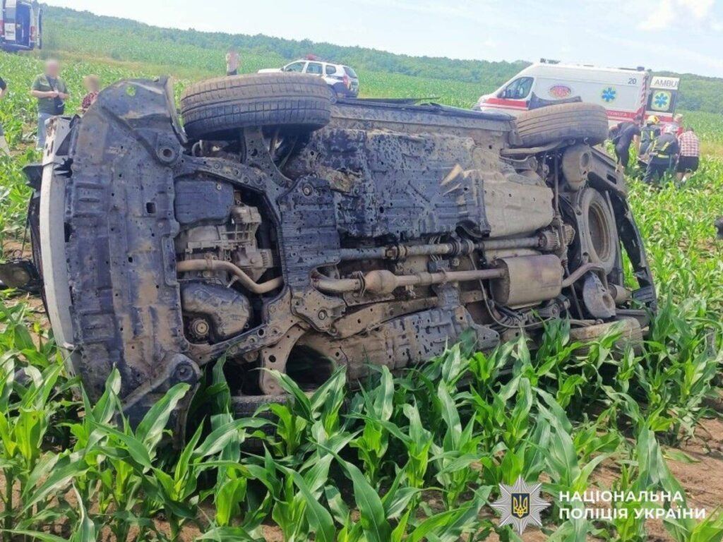 Смертельна ДТП на Вінниччині: загинули дві пасажирки позашляховика