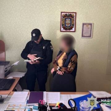 «Відкати» з премій та торгівля людьми: на Вінниччині викрили директорку реабцентру
