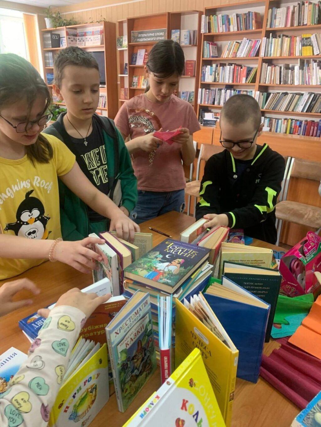 Майстер-класи, квести та арттерапія: у Вінниці стартував масштабний дитячий проєкт «Книжкове літо»