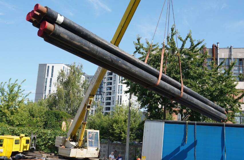 Місто-побратим Карлсруе передало Вінниці партію ізольованих труб для модернізації тепломереж