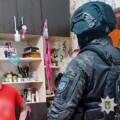 Готові наркотики та прекурсори для тонни психотропів: Нацполіція вилучила товар на мільйони гривень