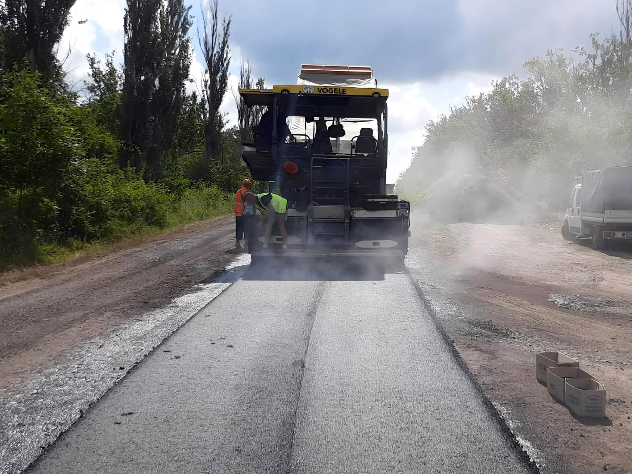 На Вінниччині відновлюють дорогу у напрямку Ямпільської громади