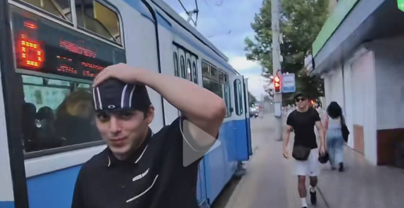 Заблокували трамвай ради хайпу в TikTok: у Вінниці поліція притягнула до відповідальності трьох юнаків