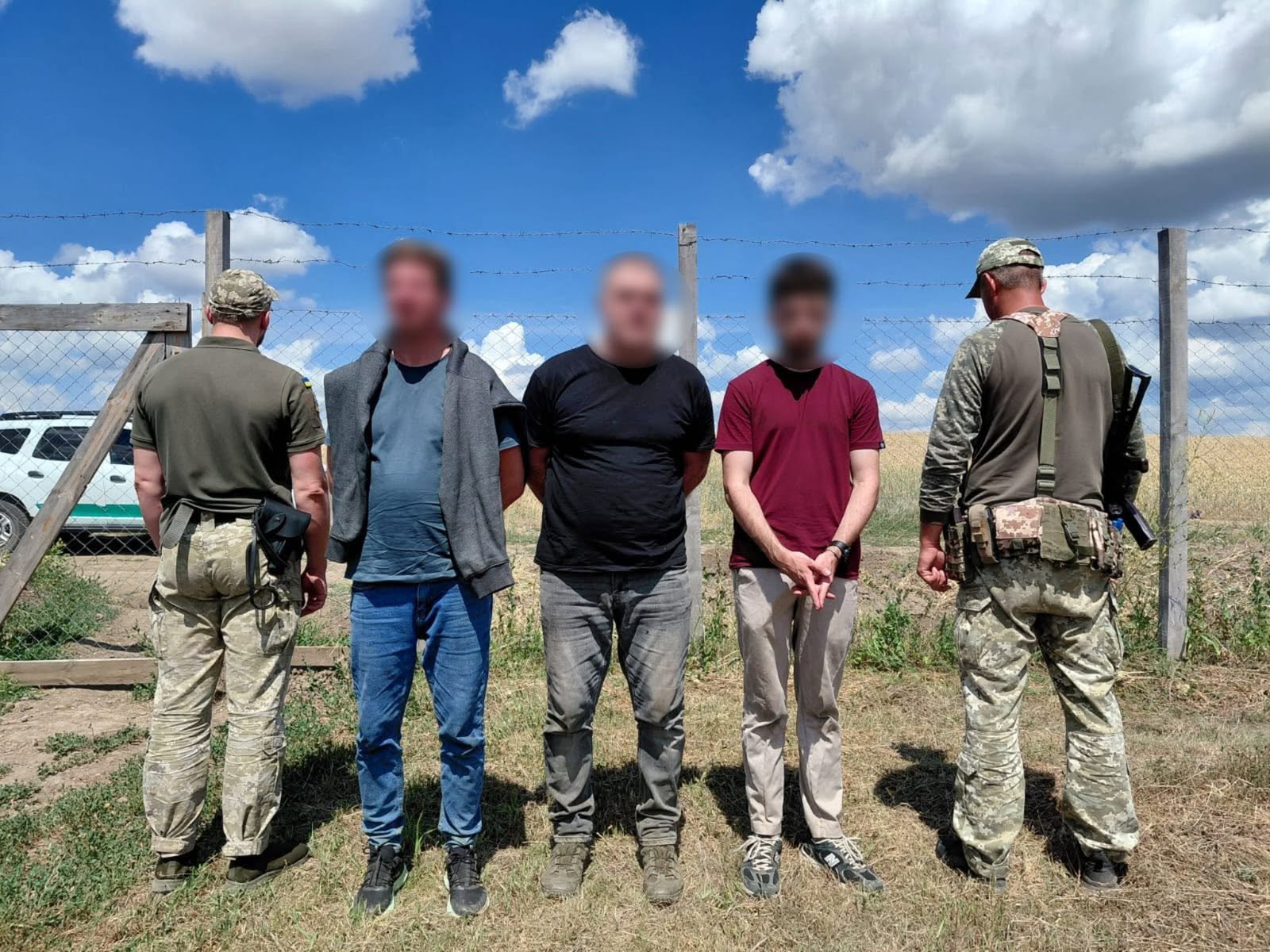 $11 тисяч за втечу: на Вінниччині затримали порушників кордону, один із них намагався підкупити прикордонника