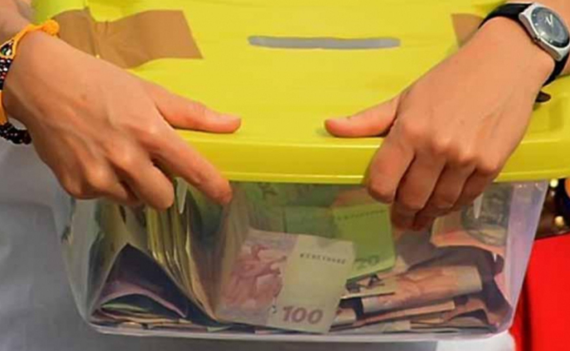 У Вінниці поліція знайшла чоловіка, який украв із кав’ярні скриньку з благодійними внесками