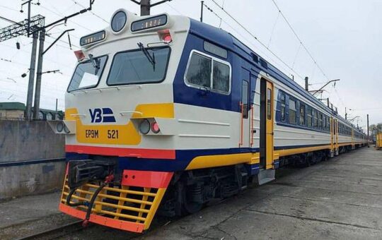 Укрзалізниця змінює розклад та додає нові приміські рейси на Вінниччині