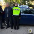 За $5000 обіцяли переправити чоловіка до Румунії: на Вінниччині затримали двох підозрюваних