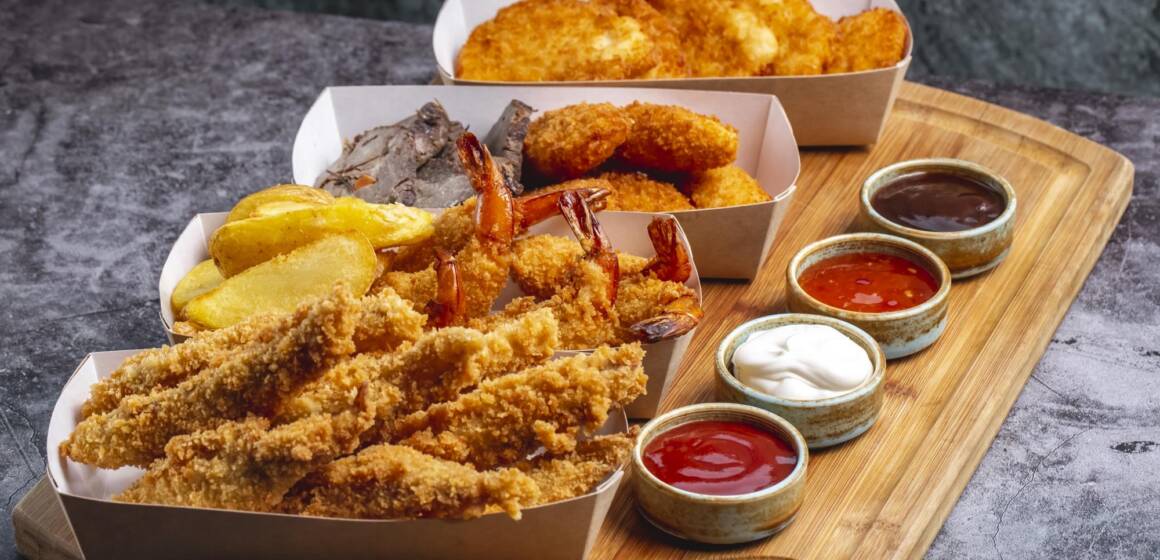 _паніровка крильця курка freepik com Міжнародний день нездорової їжі: які продукти найбільше шкодять здоров’ю