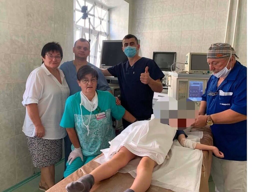 П’ять років у шлунку без симптомів: вінницькі лікарі видалили у дитини магнітні кульки