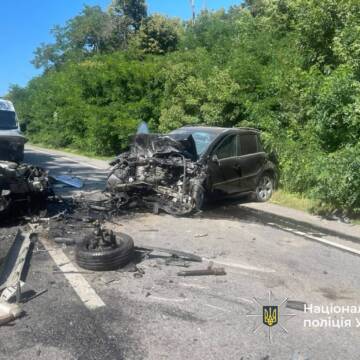 Унаслідок зіткнення Ford та Mercedes під Тульчином загинув водій