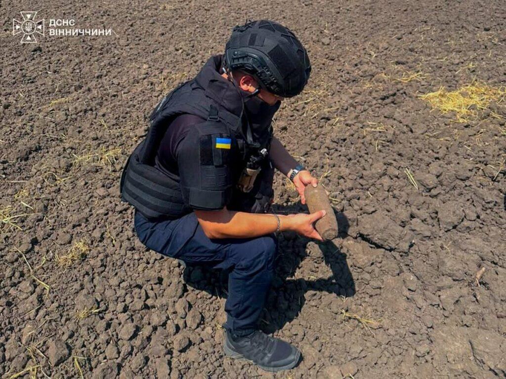 Два небезпечні снаряди часів Другої світової знайшли на Вінниччині