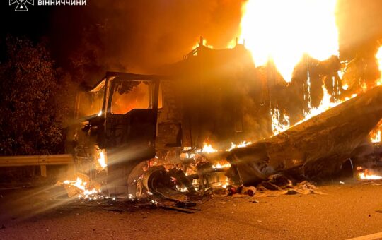 9 пожеж за добу на Вінниччині: підпал у місті, спалахнули вантажівка та легковик