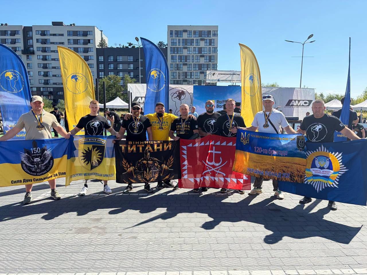 11 золотих медалей та путівка до збірної: «Вінницькі Титани» завоювали призові місця на турнірі у Львові