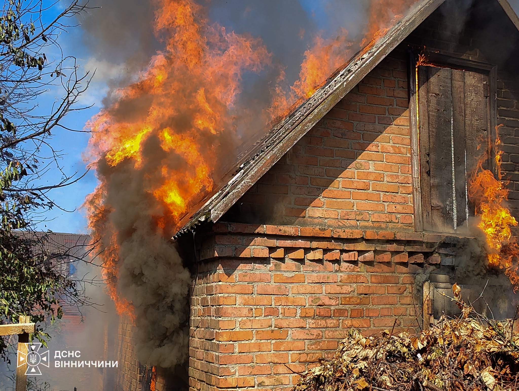 У Вінниці чоловік травмувався під час пожежі