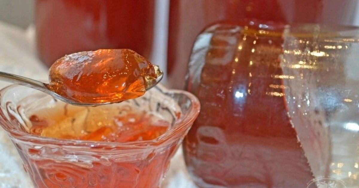 Що приготувати з яблук на зиму: 8 найкращих рецептів