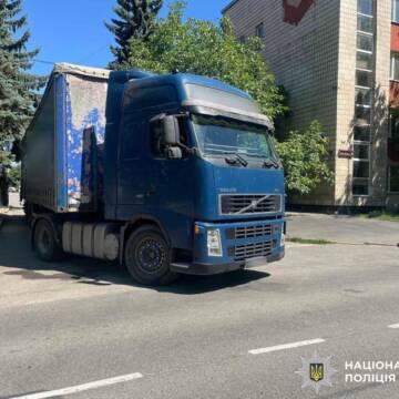 Наїзд вантажівки у Вінниці та травмовані діти у Гайсині: деталі двох автоаварій на Вінниччині