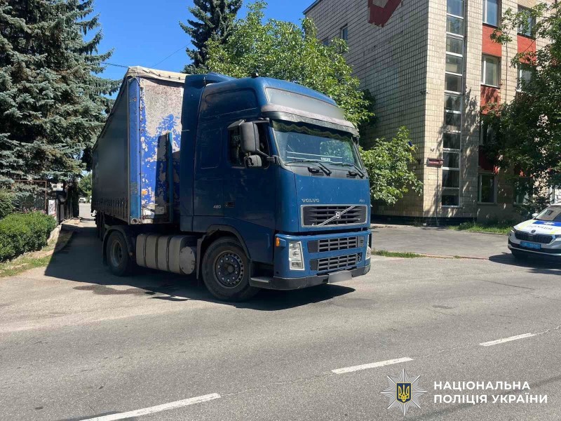 Наїзд вантажівки у Вінниці та травмовані діти у Гайсині: деталі двох автоаварій на Вінниччині