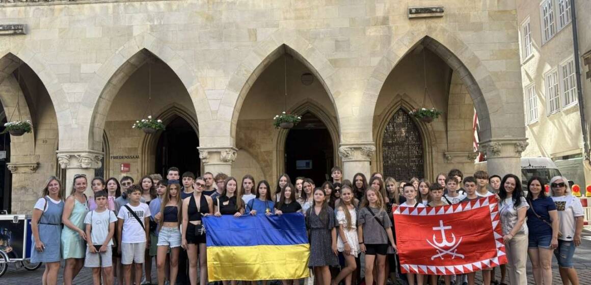 Подорож до Мюнстера 03.08. (4) Американські гірки, каное та зоопарк: 50 дітей Захисників із Вінниці побували в Мюнстері