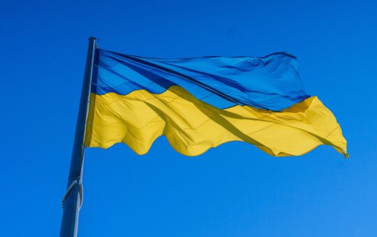 На Замковій горі у Вінниці урочисто підняли Державний Прапор України