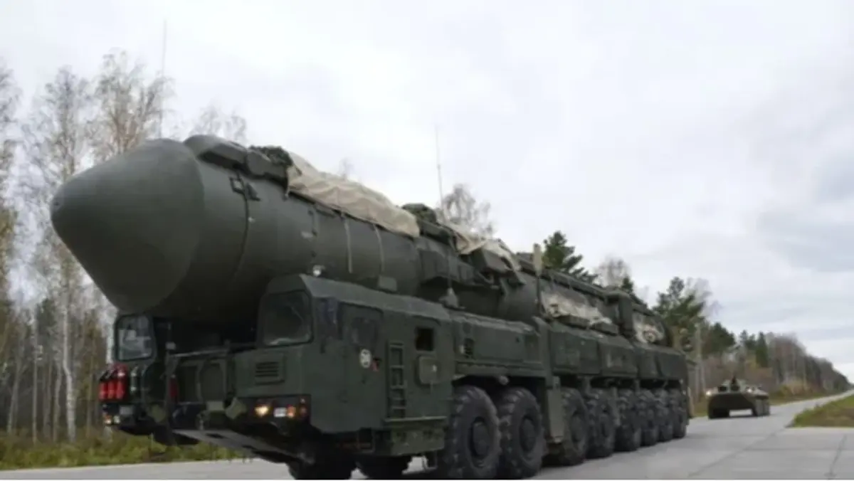 рф пригрозила застосувати ядерну зброю, якщо НАТО спробує ізолювати Калінінградську область.