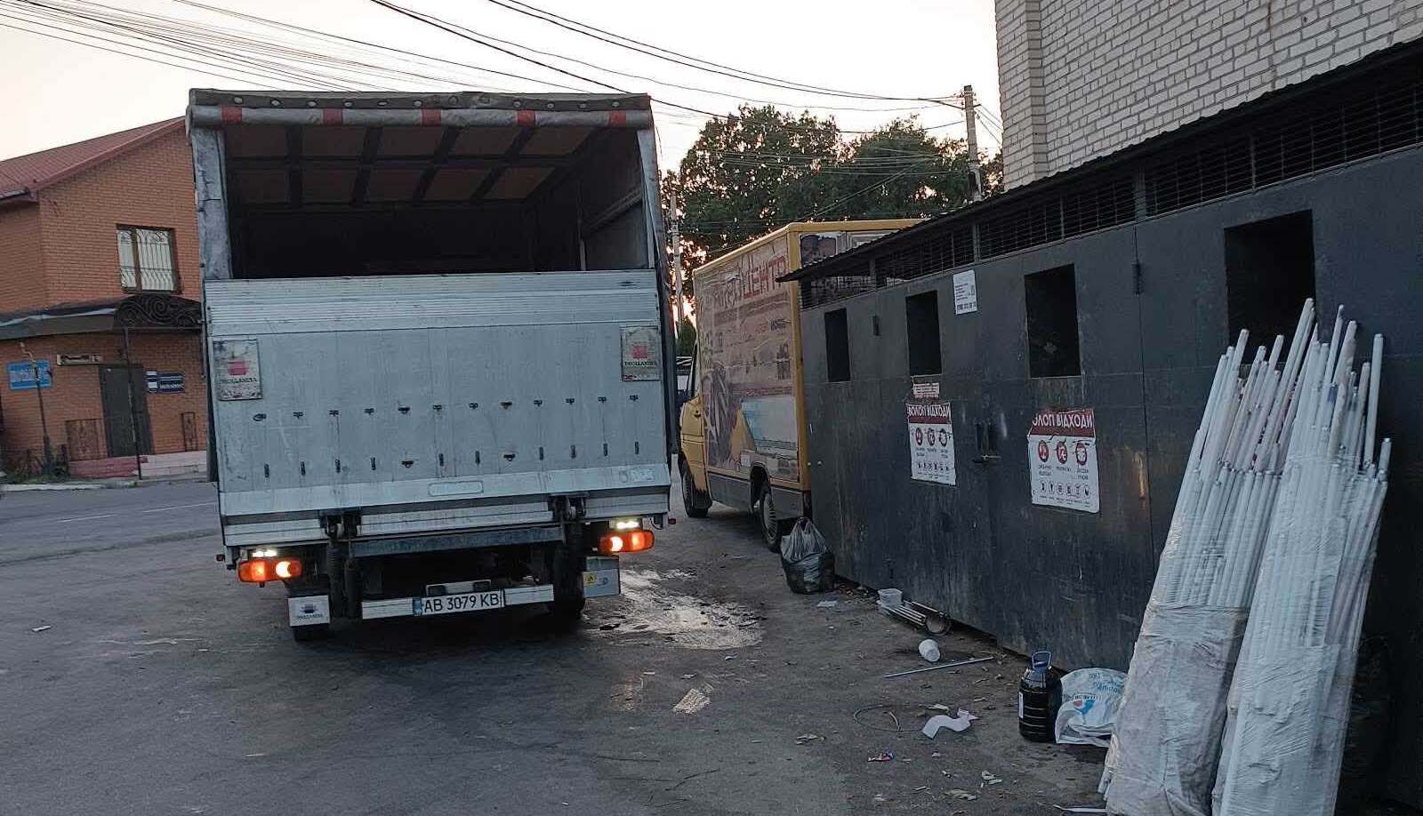 У Вінниці зафіксували незаконне викидання люмінесцентних ламп